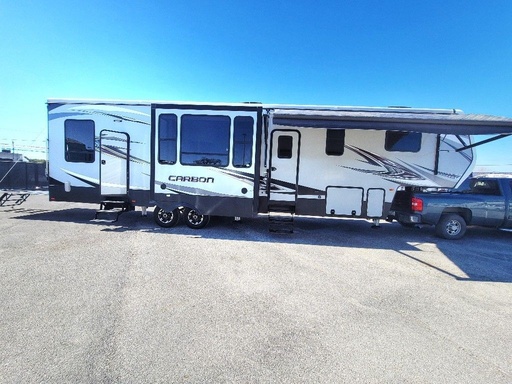 2018 Keystone Carbon 357 Fifth Wheel for rent in San Antonio, TX