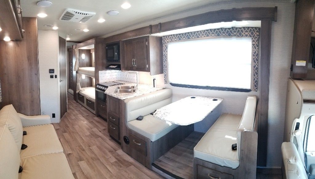 Photo 4 - 2020 Jayco Class C Motorhome rental photo 6