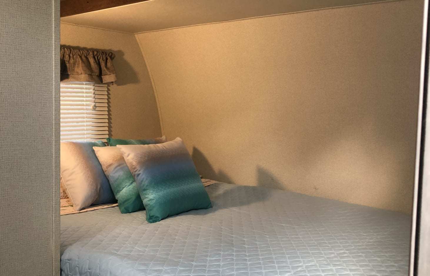 Photo 10 - 2019 Prime Time Travel Trailer rental photo 12