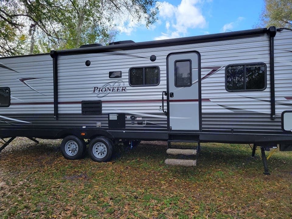 Photo 8 - 2018 Heartland Travel Trailer rental photo 10