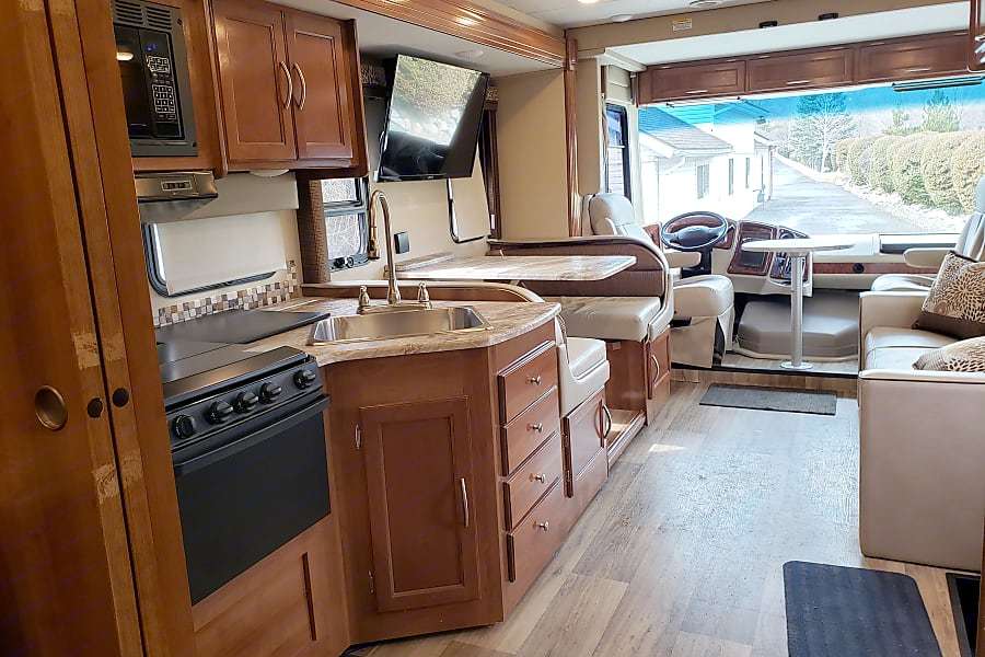 Photo 0 - 2018 Coachmen Class A Motorhome rental photo 2