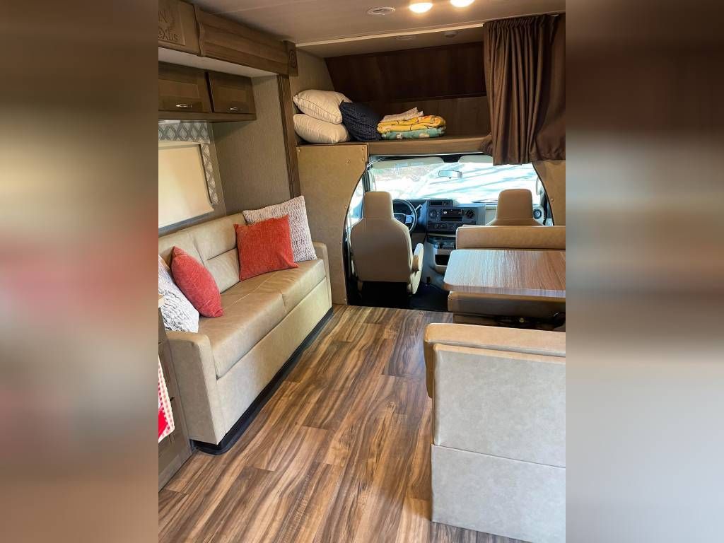 Photo 3 - 2022 Nexus Class C Motorhome rental photo 5