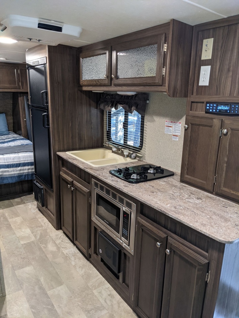 Photo 4 - 2019 Coachmen Travel Trailer rental photo 6