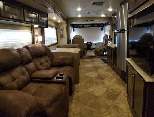 2017 Thor Motor Coach Windsport 34F Class A Motorhome for rent in San Antonio, TX