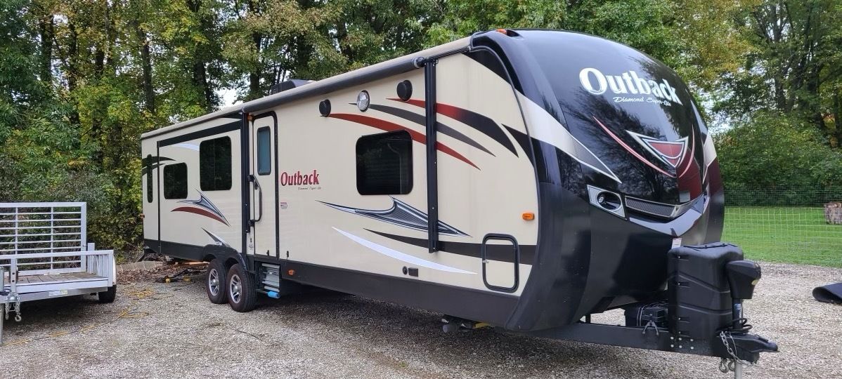 Photo 6 - 2017 Keystone Travel Trailer rental photo 8