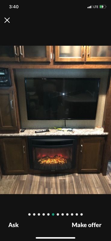 Photo 14 - 2017 Keystone Travel Trailer rental photo 16