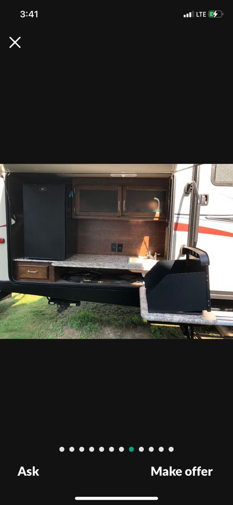 Photo 15 - 2017 Keystone Travel Trailer rental photo 17