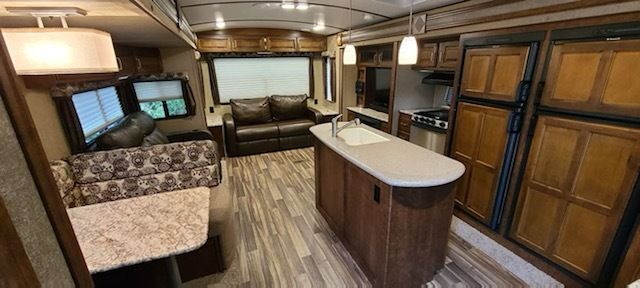 Photo 16 - 2017 Keystone Travel Trailer rental photo 18