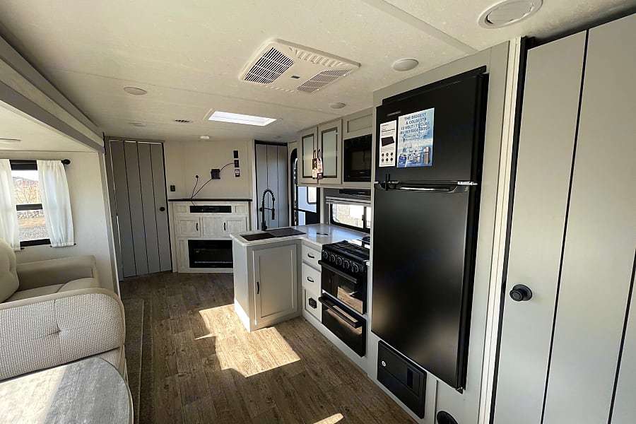Photo 6 - 2021 Forest River Travel Trailer rental photo 8