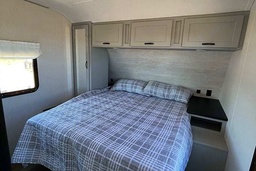 Photo 7 thumbnail 9