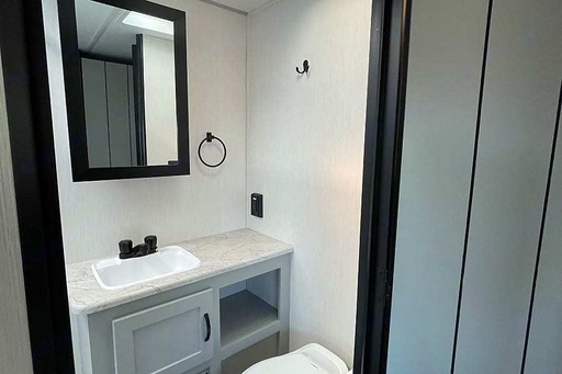 2021 Forest River Vibe 33BH Travel Trailer for rent in Moses Lake, WA