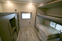 Photo 10 thumbnail 12