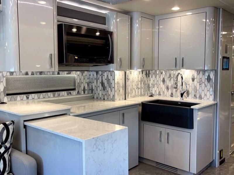 Photo 1 - 2020 American Coach Class A Motorhome rental photo 5