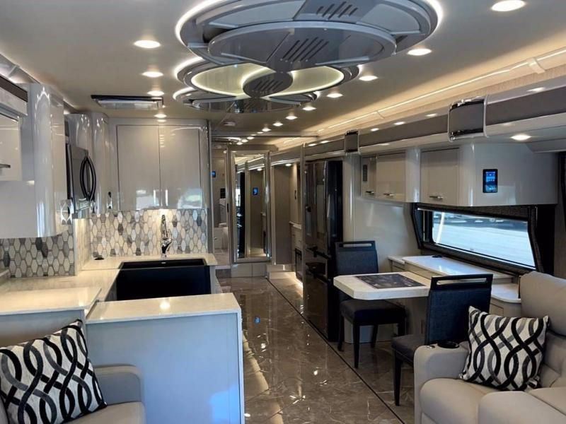 Photo 1 - 2020 American Coach Class A Motorhome rental photo 7
