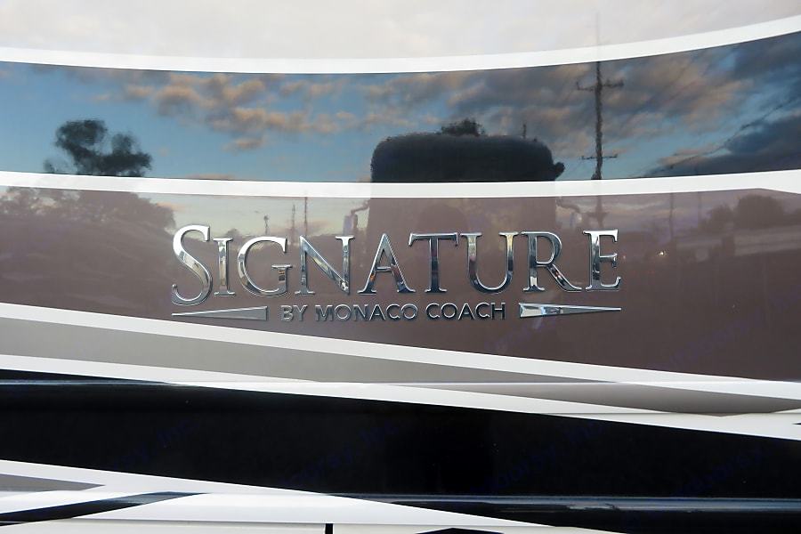 Photo 5 - 2019 Monaco Class A Motorhome rental photo 7