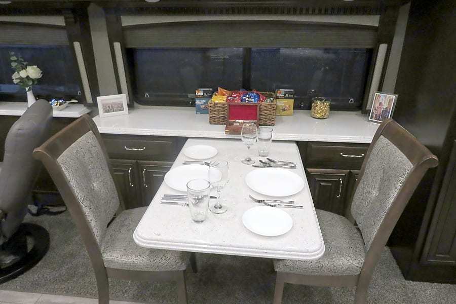 Photo 12 - 2019 Monaco Class A Motorhome rental photo 14