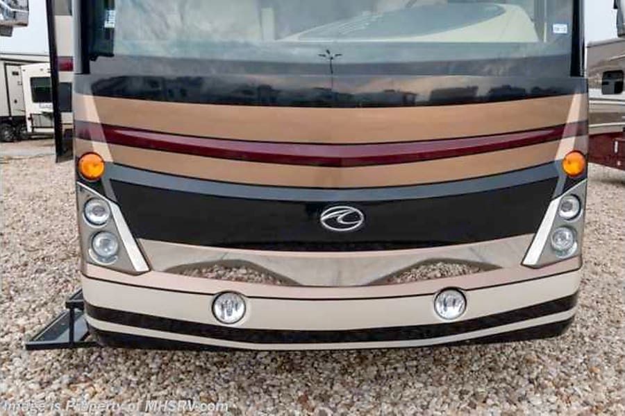 Photo 3 - 2021 American Coach Class A Motorhome rental photo 5