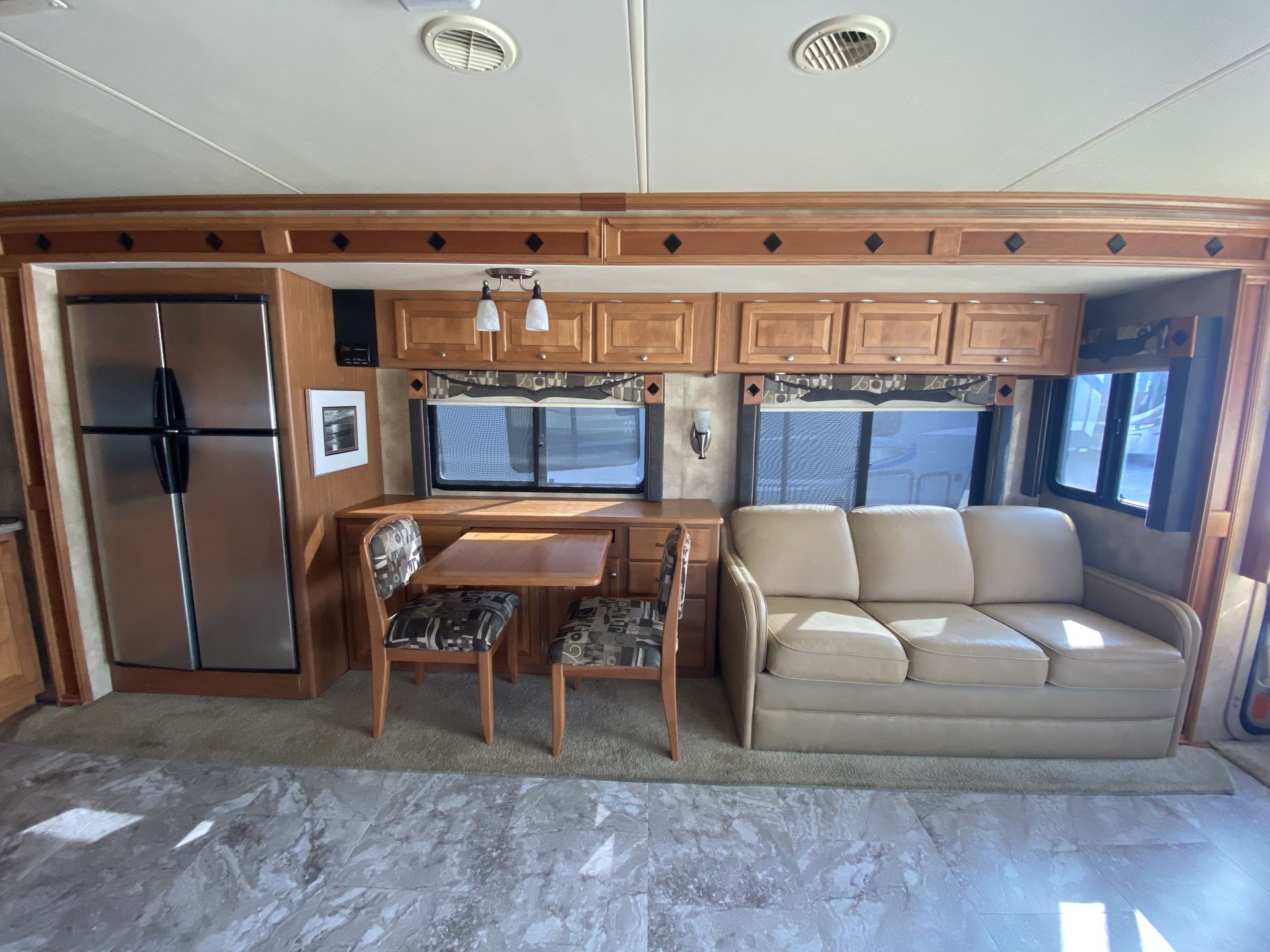 Photo 23 - 2009 Tiffin Motorhomes Class A Motorhome rental photo 23