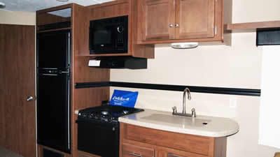 Photo 4 - 2020 Dutchmen Travel Trailer rental photo 6
