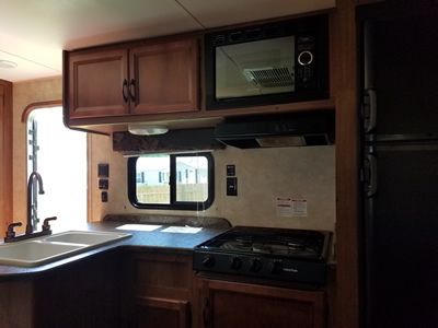 Photo 6 - 2020 Gulf Stream Travel Trailer rental photo 8