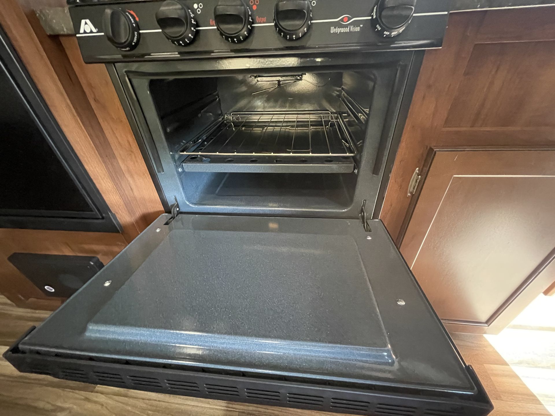 Photo 8 - 2017 Jayco Travel Trailer rental photo 10