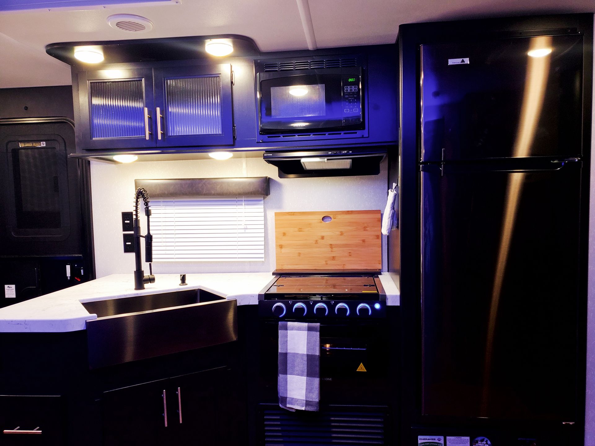 Photo 6 - 2021 Forest River Travel Trailer rental photo 8