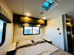 Photo 38 thumbnail 40