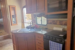 Photo 4 thumbnail 6
