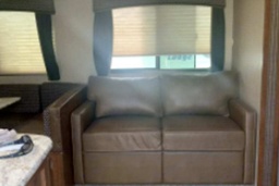 Photo 1 thumbnail 3