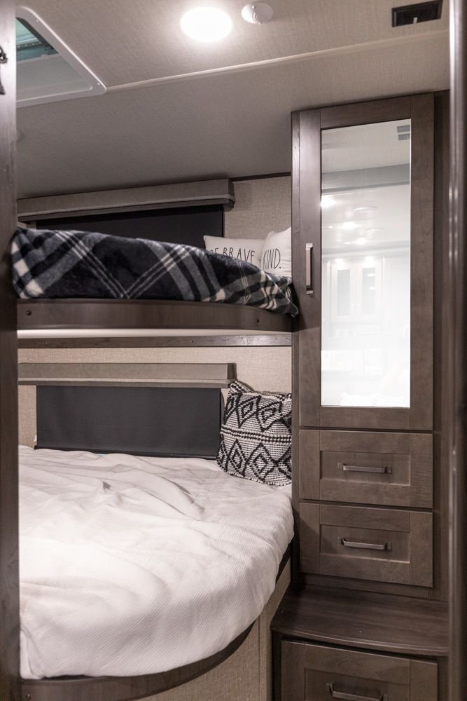 Photo 3 - 2022 Grand Design Fifth Wheel rental photo 5