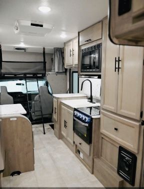 2021 Coachmen CROSS TREK FOREST RIVER Class C Motorhome for rent in Kissimmee, FL