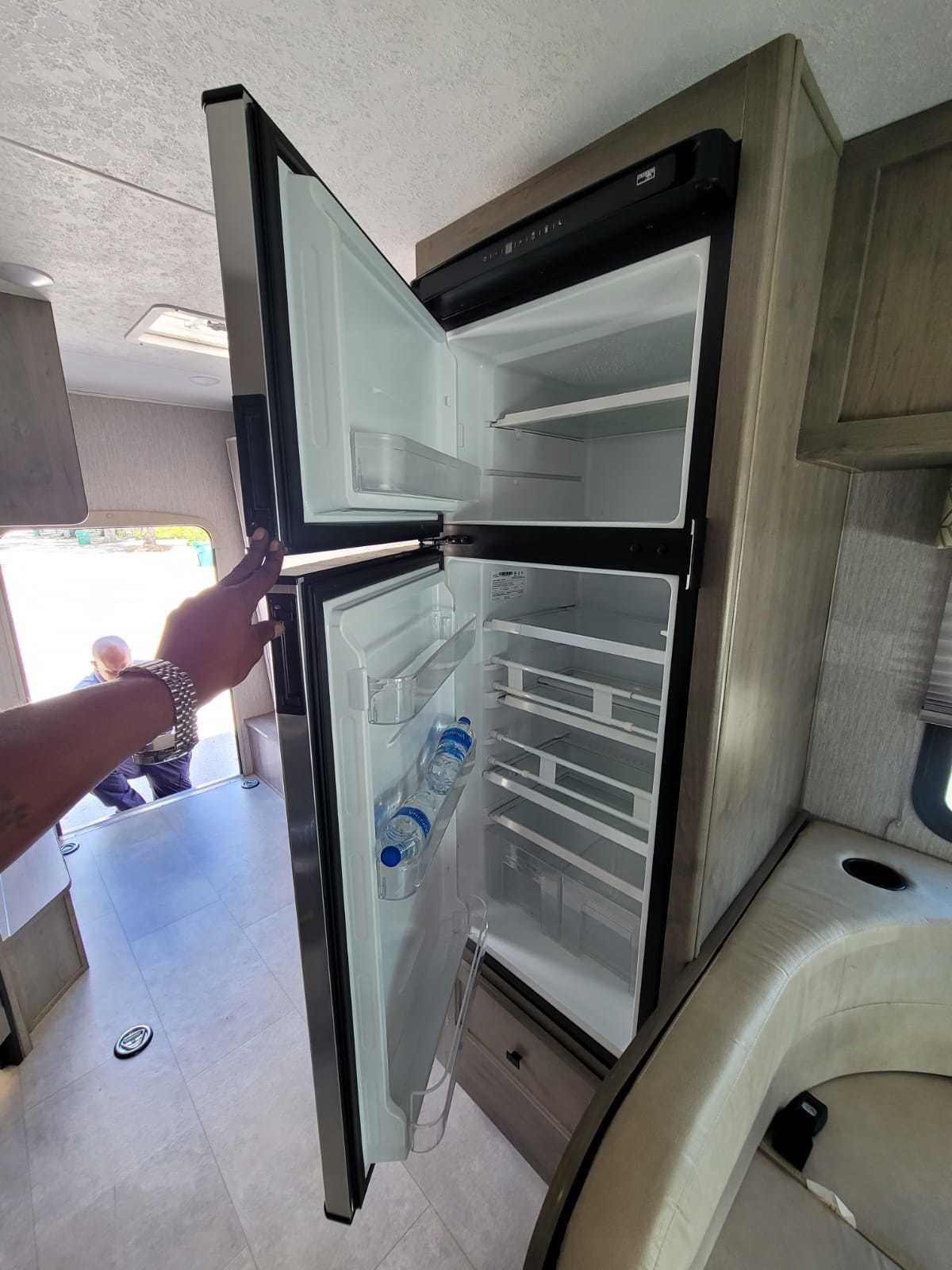 Photo 16 - 2021 Coachmen Class C Motorhome rental photo 18