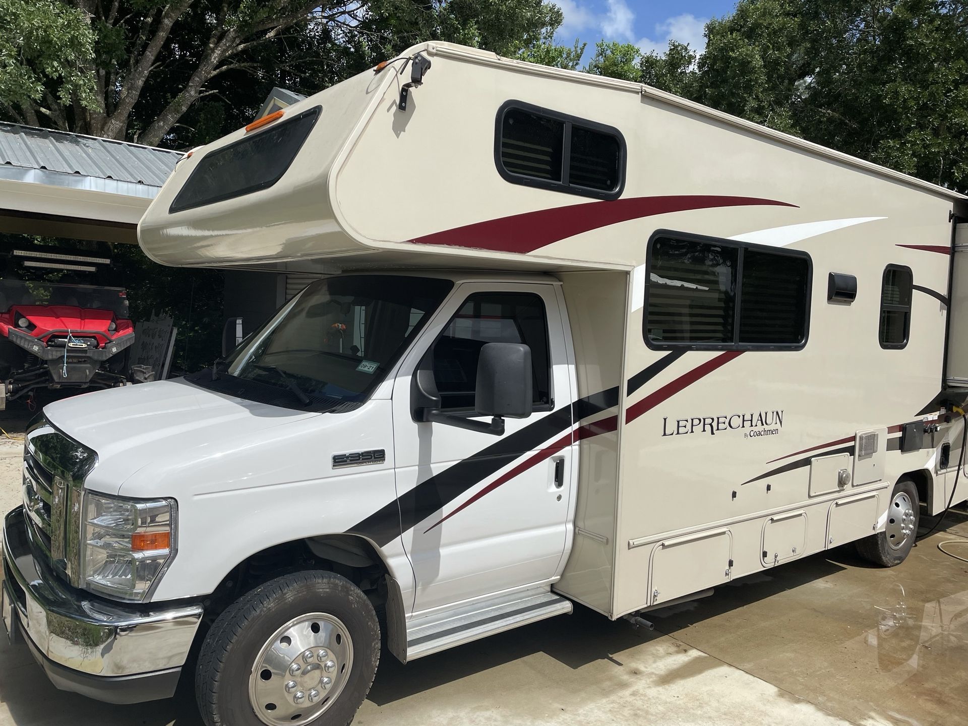Photo 0 - 2020 Coachmen Class C Motorhome rental photo 5