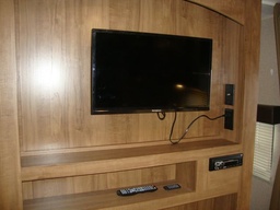 Photo 10 thumbnail 12