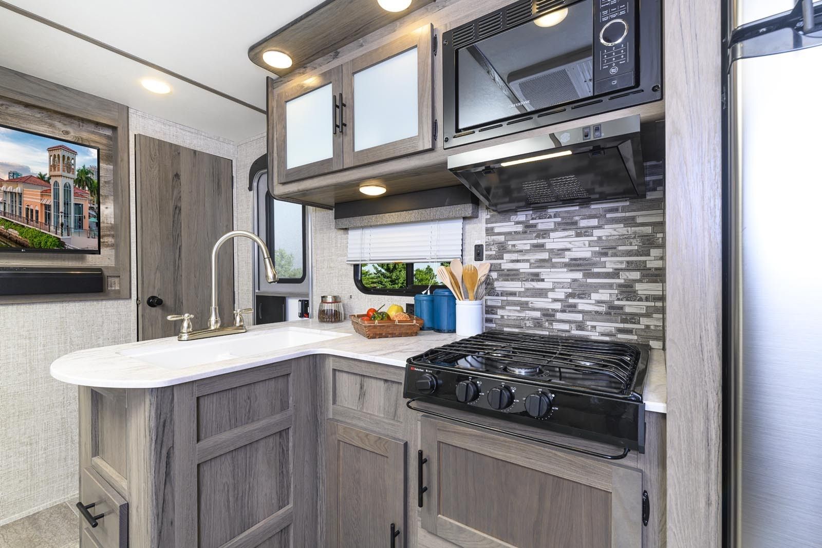 Photo 1 - 2022 Gulf Stream Travel Trailer rental photo 16