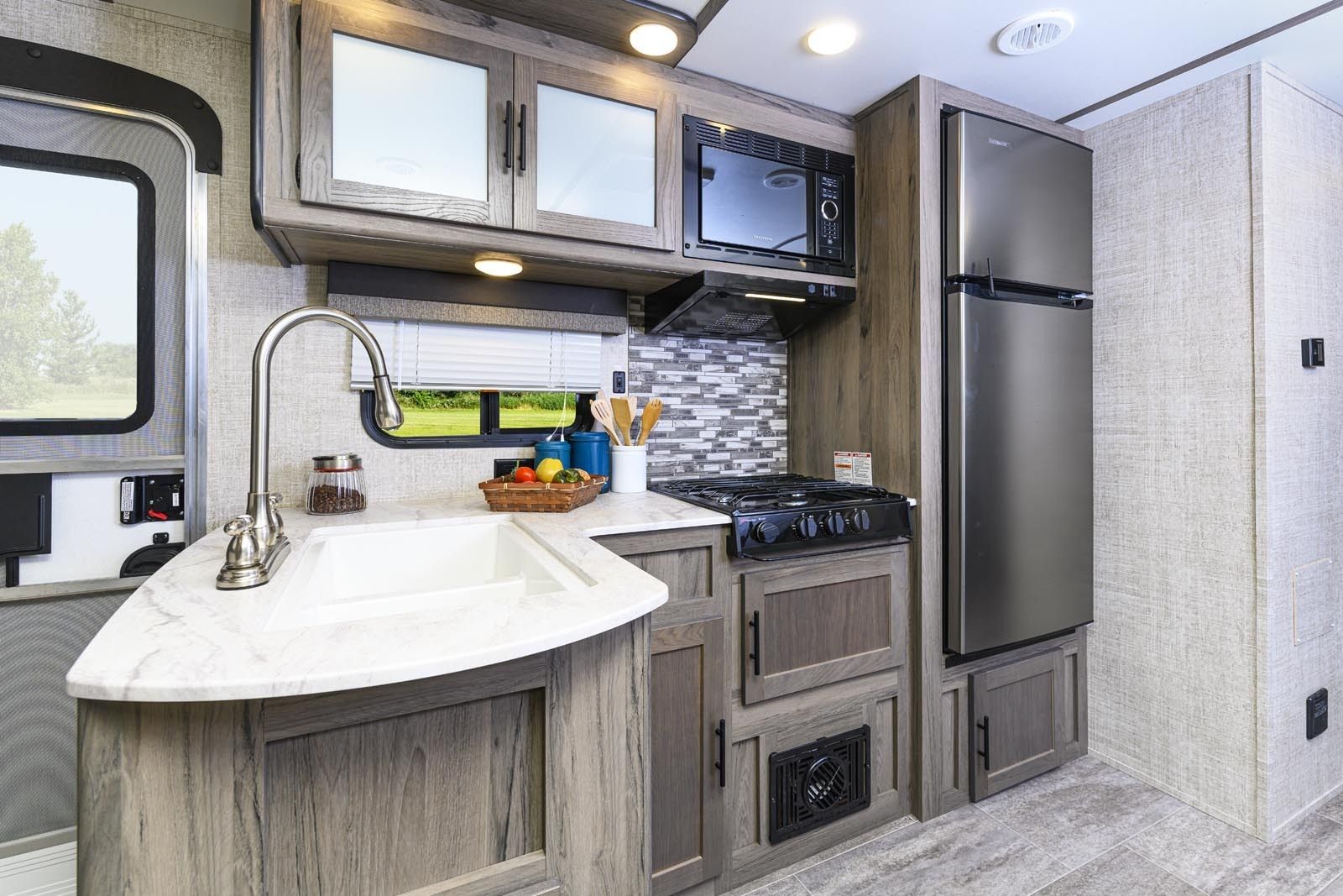 Photo 1 - 2022 Gulf Stream Travel Trailer rental photo 17