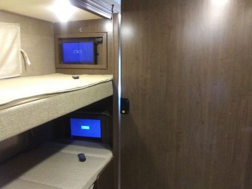 Photo 7 - 2020 Thor Class C Motorhome rental photo 9