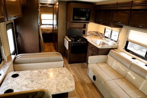 Photo 12 - 2020 Thor Class C Motorhome rental photo 14