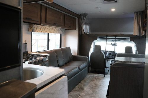Photo 3 - 2020 Forest River Class C Motorhome rental photo 5