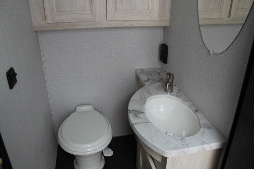 Photo 2 - 2021 Forest River Class C Motorhome rental photo 4
