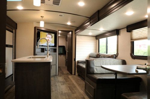 Photo 6 - 2020 CROSS ROADS Travel Trailer rental photo 8