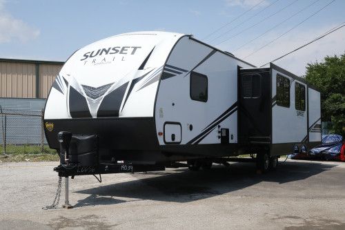 Photo 9 - 2020 CROSS ROADS Travel Trailer rental photo 11