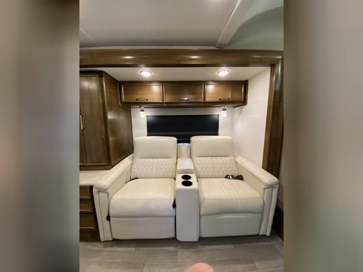 2018 Tiffin Motorhomes WAYFARER 24FW Class C Motorhome for rent in Miami, FL