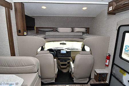 Photo 4 - 2021 Jayco Class C Motorhome rental photo 6