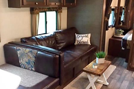 Photo 5 - 2016 Keystone Travel Trailer rental photo 7