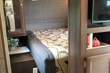 Photo 9 - 2016 Keystone Travel Trailer rental photo 11