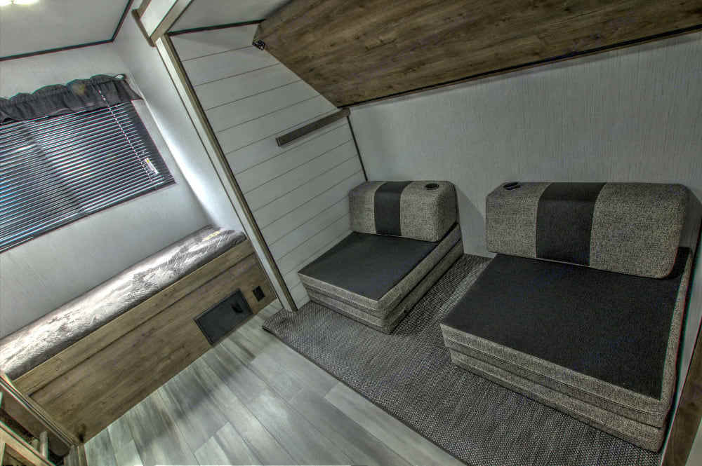 Photo 9 - 2021 HEART LAND Travel Trailer rental photo 11