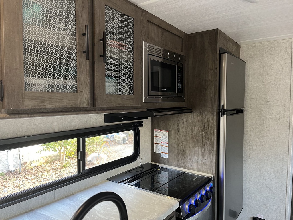 Photo 6 - 2020 Forest River Travel Trailer rental photo 8