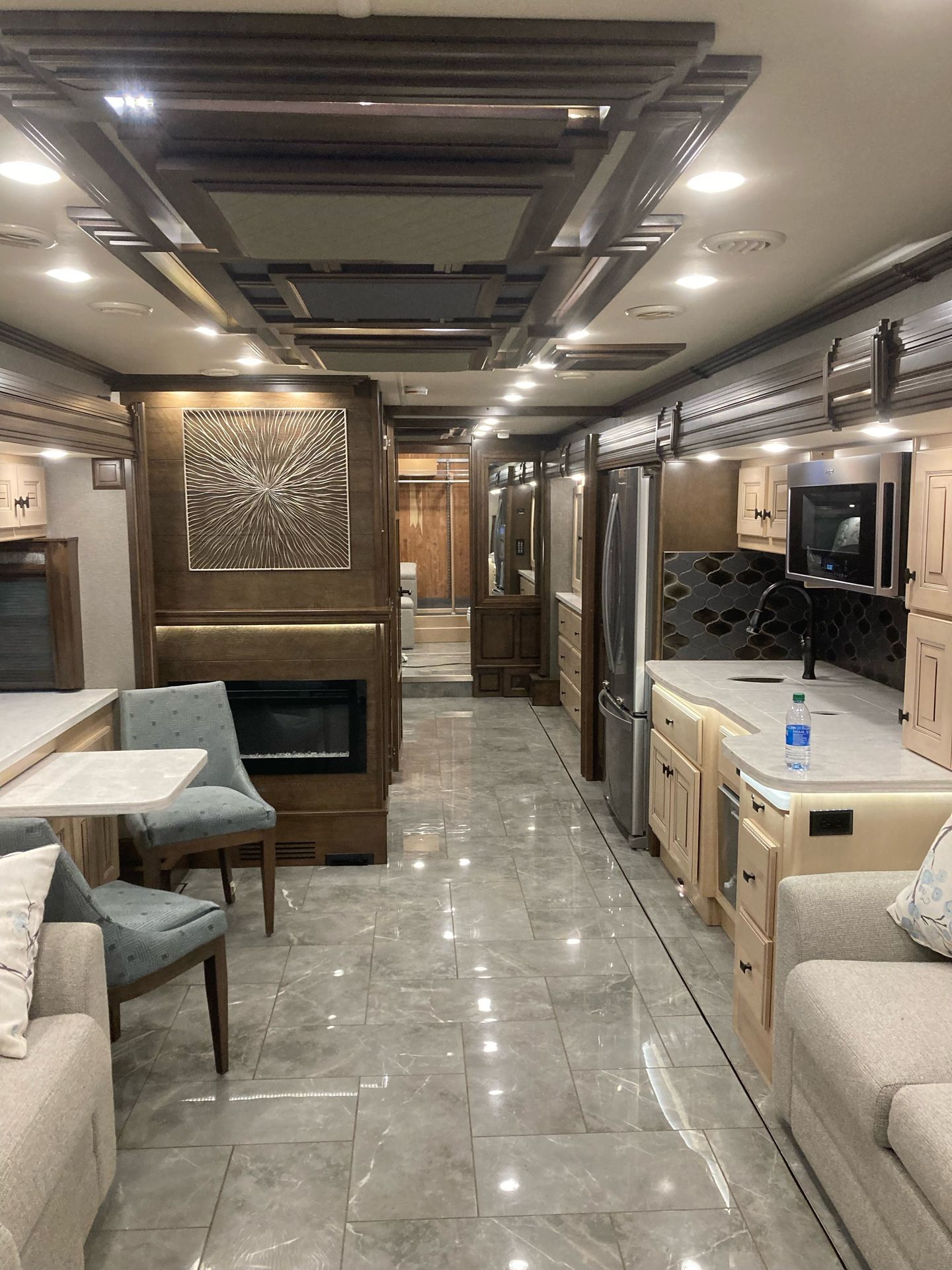 Photo 1 - 2020 American Coach Class A Motorhome rental photo 11