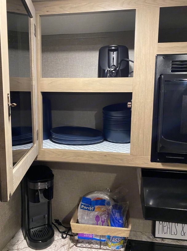 Photo 13 - 2020 Grand Design Travel Trailer rental photo 15